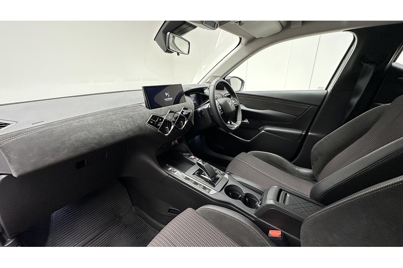 DS AUTOMOBILES DS 3 E-TENSE Performance Line - U1938