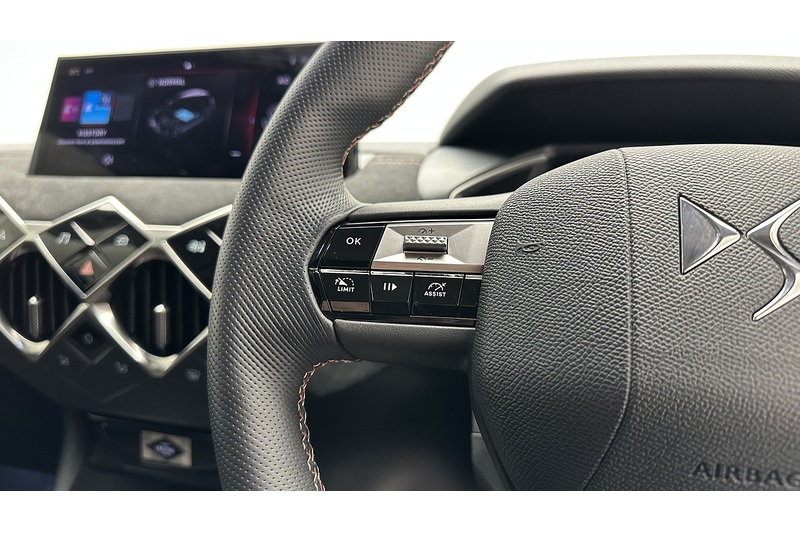 DS AUTOMOBILES DS 3 E-TENSE Performance Line - U1938