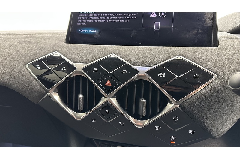 DS AUTOMOBILES DS 3 E-TENSE Performance Line - U1938