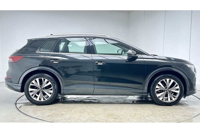Audi Q4 e-tron Sport - U1943