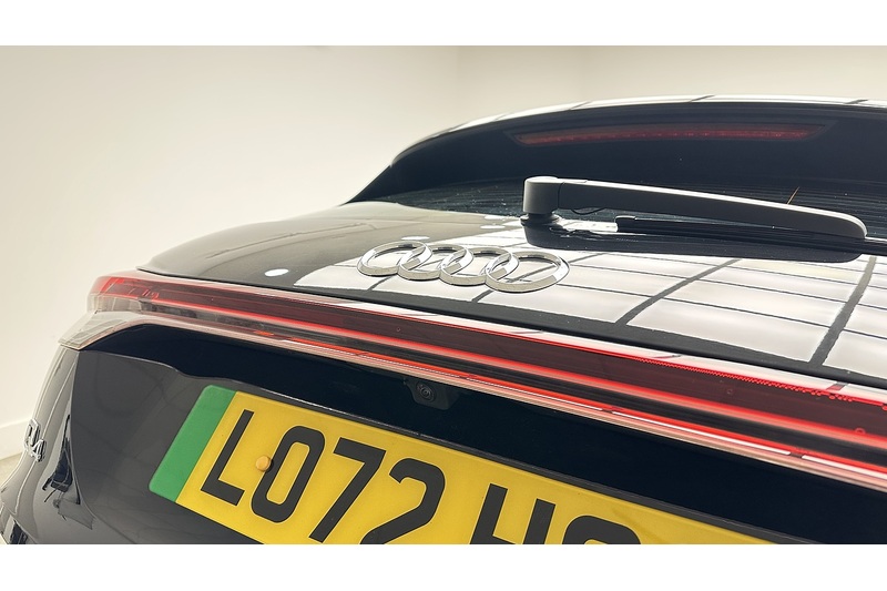 Audi Q4 e-tron Sport - U1943