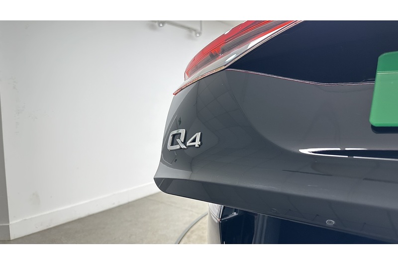 Audi Q4 e-tron Sport - U1943