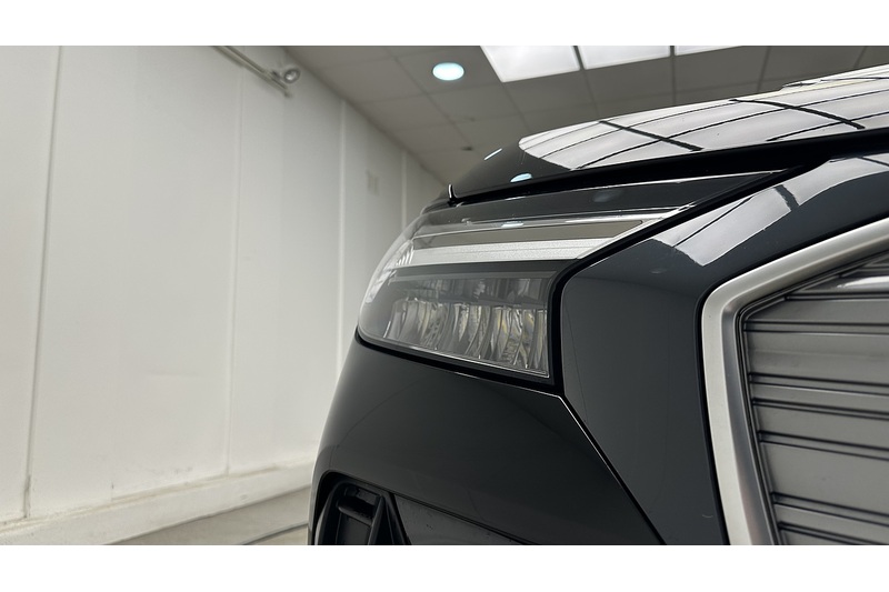 Audi Q4 e-tron Sport - U1943