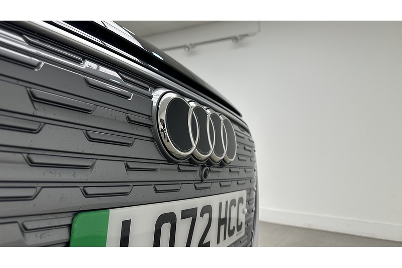 Audi Q4 e-tron Sport - U1943