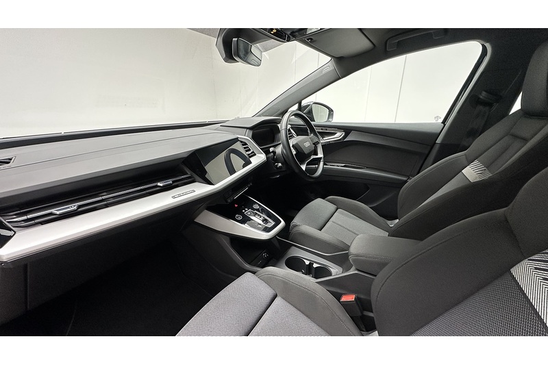 Audi Q4 e-tron Sport - U1943