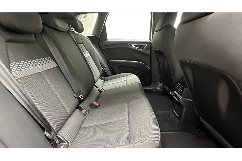 Audi Q4 e-tron Sport - U1943