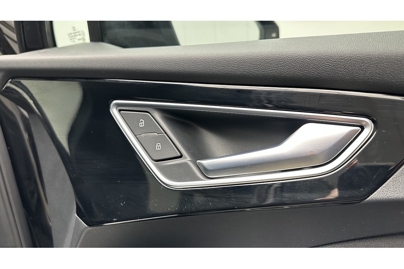 Audi Q4 e-tron Sport - U1943