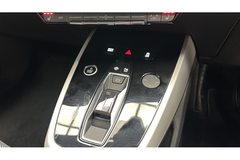 Audi Q4 e-tron Sport - U1943