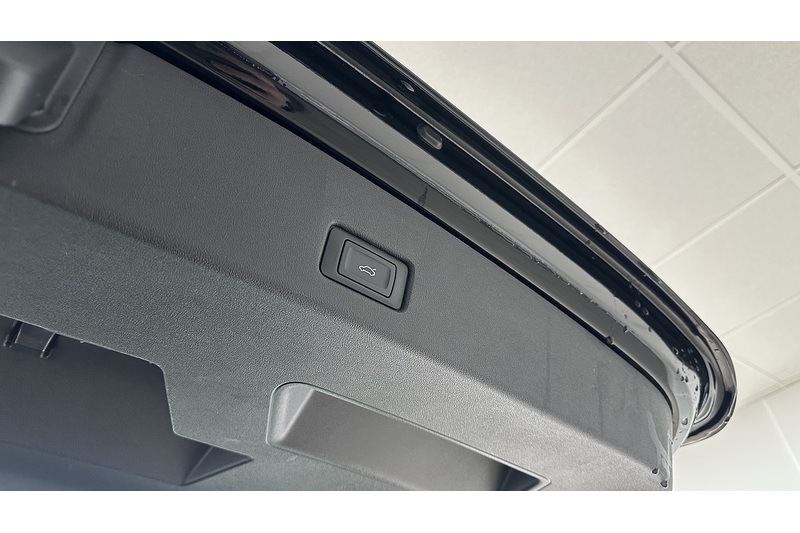 Audi Q4 e-tron Sport - U1943