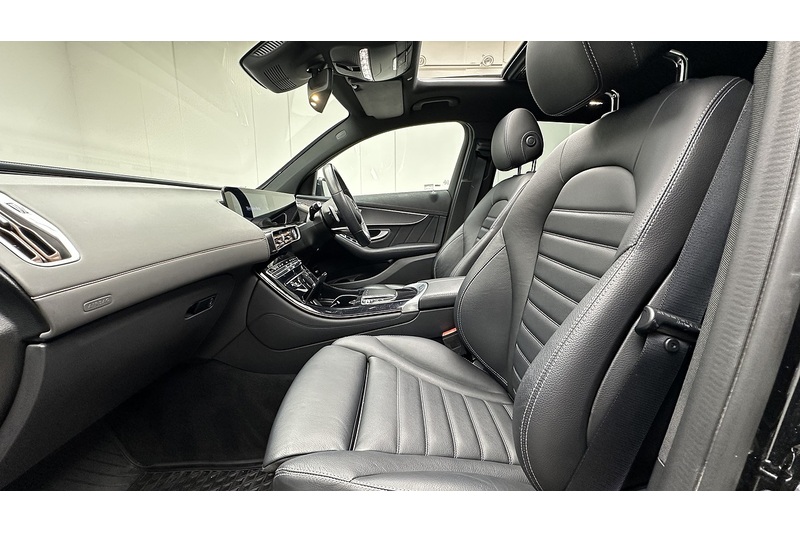 Mercedes-Benz EQC EQC 400 AMG Line - U1944