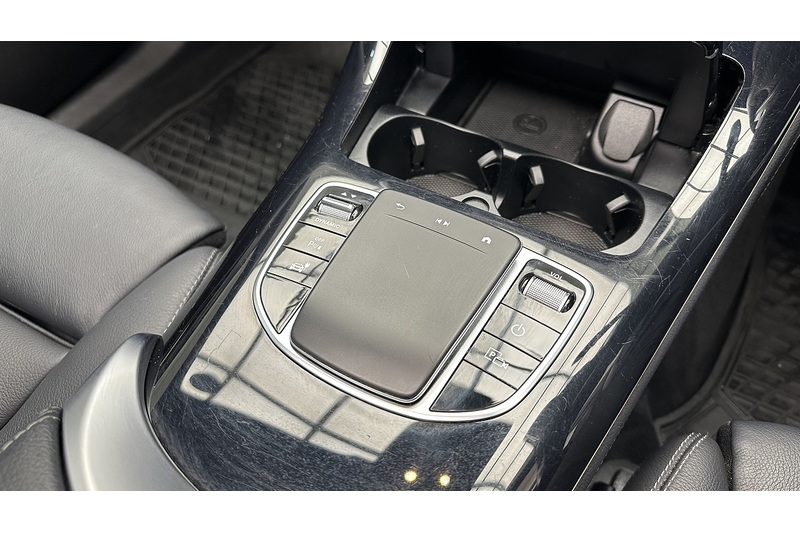 Mercedes-Benz EQC EQC 400 AMG Line - U1944