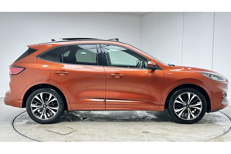 Ford Kuga T EcoBoost ST-Line X - U1946