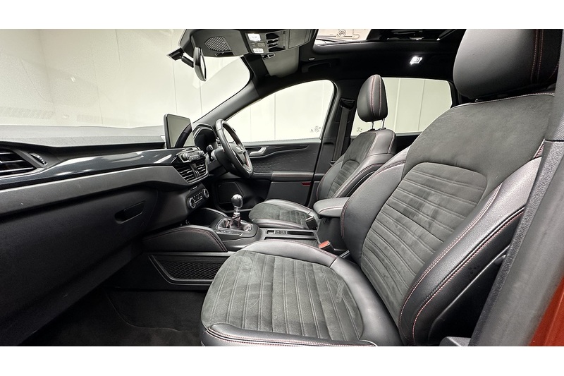 Ford Kuga T EcoBoost ST-Line X - U1946