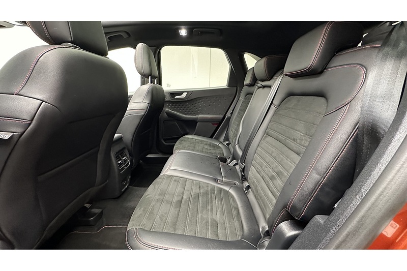 Ford Kuga T EcoBoost ST-Line X - U1946