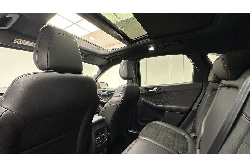 Ford Kuga T EcoBoost ST-Line X - U1946