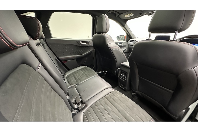 Ford Kuga T EcoBoost ST-Line X - U1946