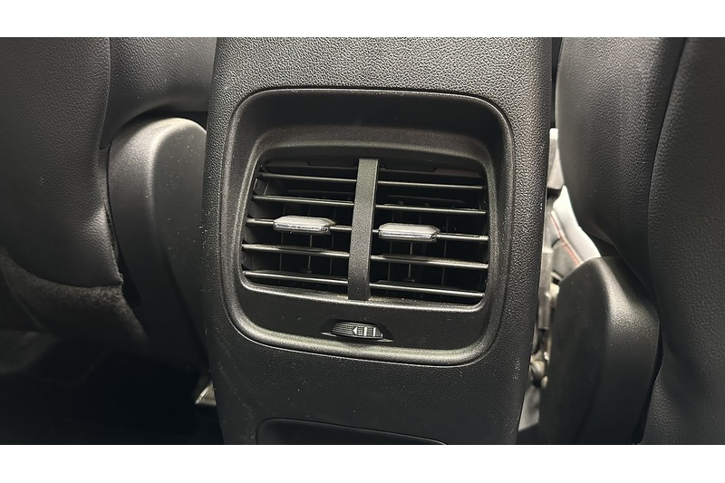 Ford Kuga T EcoBoost ST-Line X - U1946