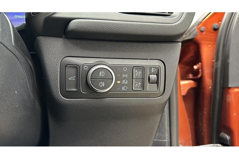 Ford Kuga T EcoBoost ST-Line X - U1946