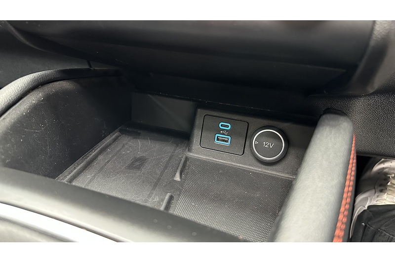 Ford Kuga T EcoBoost ST-Line X - U1946