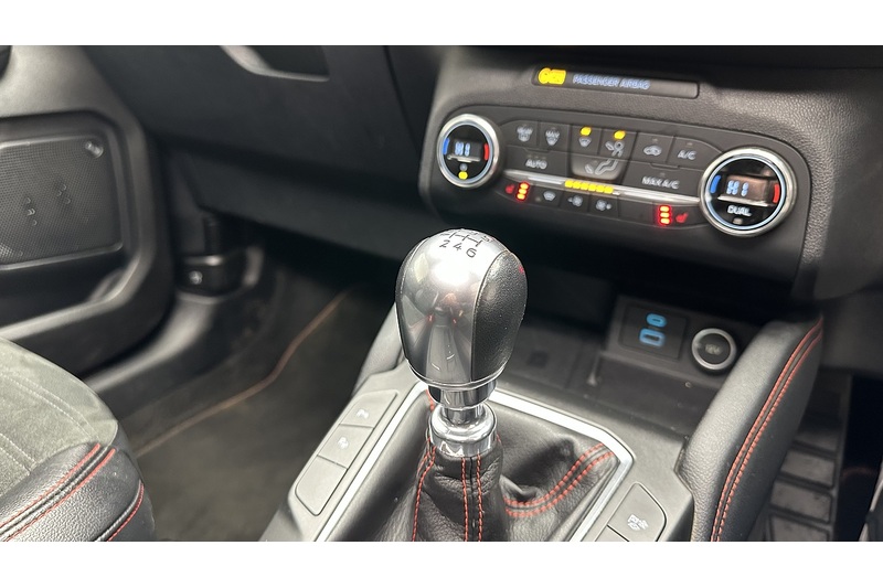 Ford Kuga T EcoBoost ST-Line X - U1946