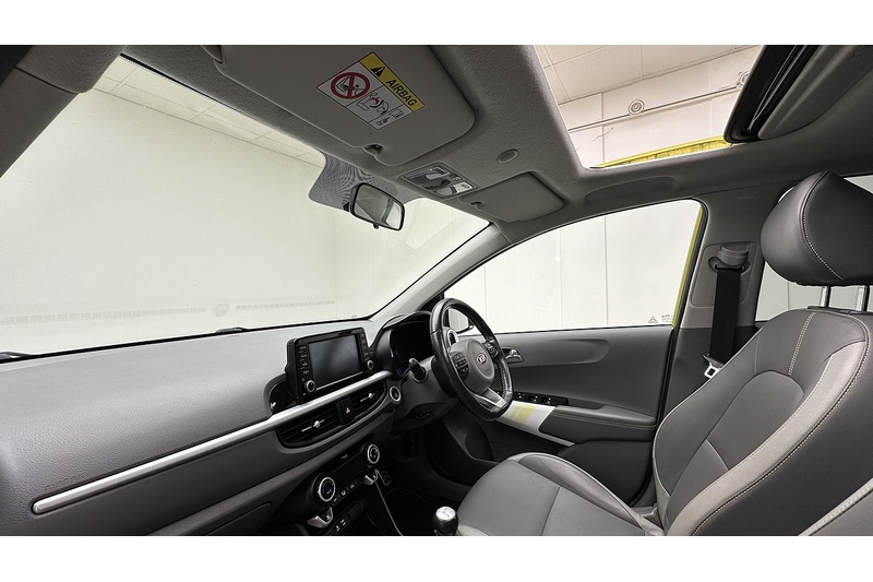 Kia Picanto X-Line S - U1947