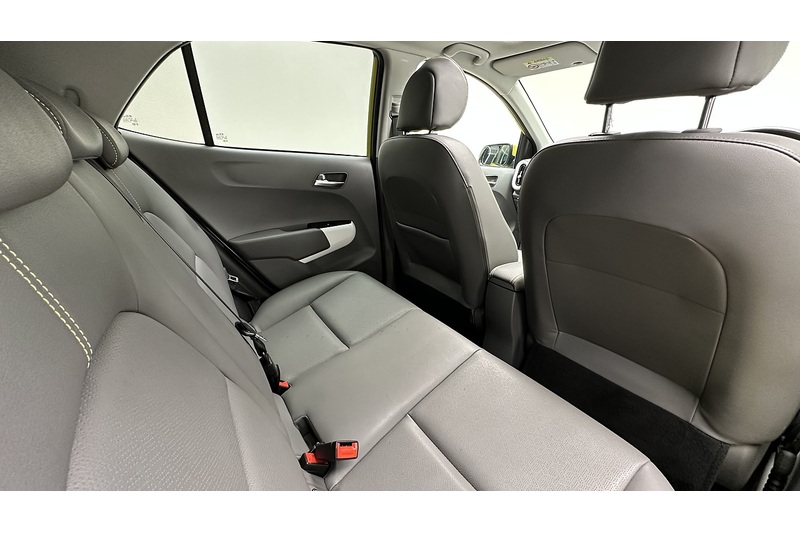 Kia Picanto X-Line S - U1947