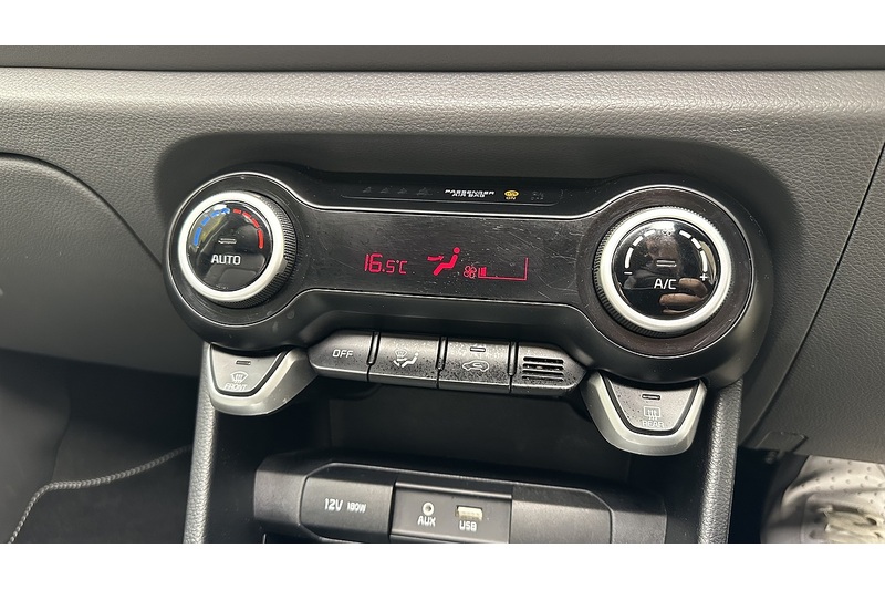 Kia Picanto X-Line S - U1947