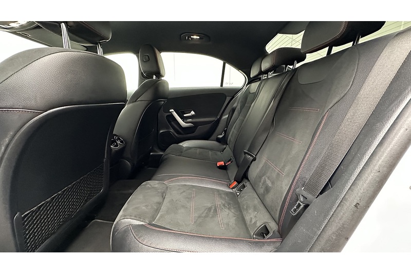 Mercedes-Benz A Class A180d AMG Line - U1948