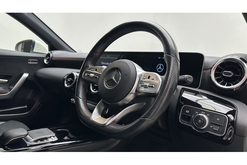 Mercedes-Benz A Class A180d AMG Line - U1948