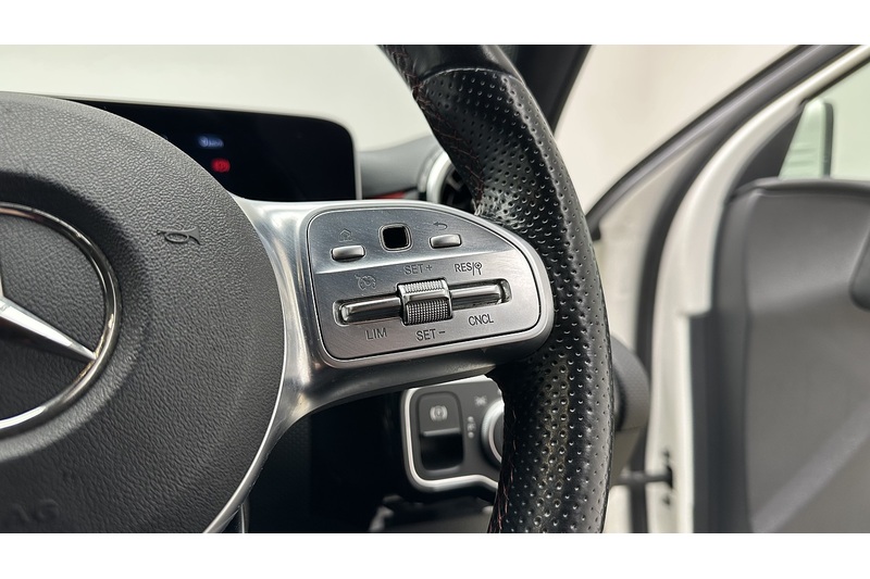 Mercedes-Benz A Class A180d AMG Line - U1948