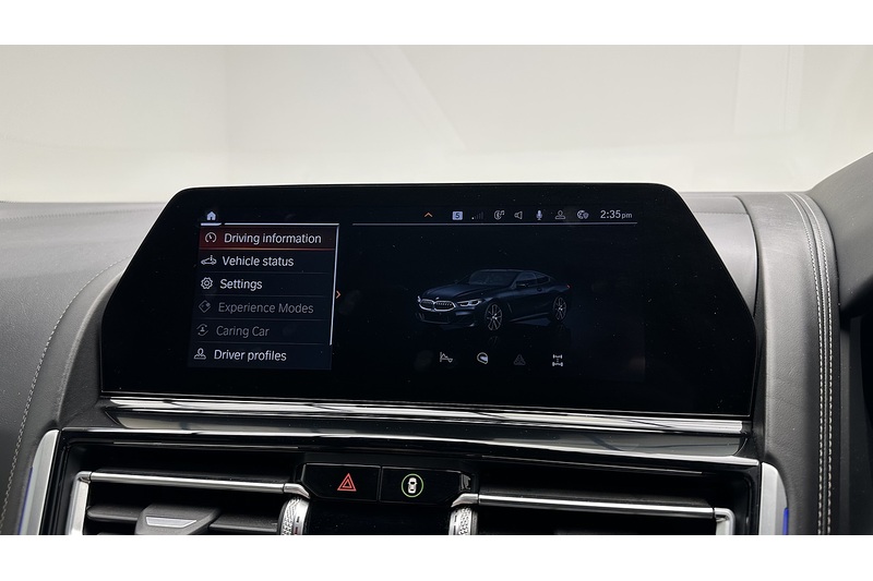 BMW 8 Series M850i V8 - U1955