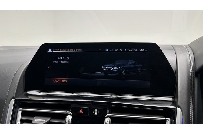 BMW 8 Series M850i V8 - U1955