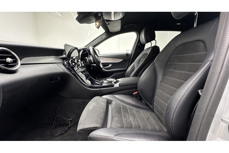 Mercedes-Benz C Class C300d AMG Line - U1957