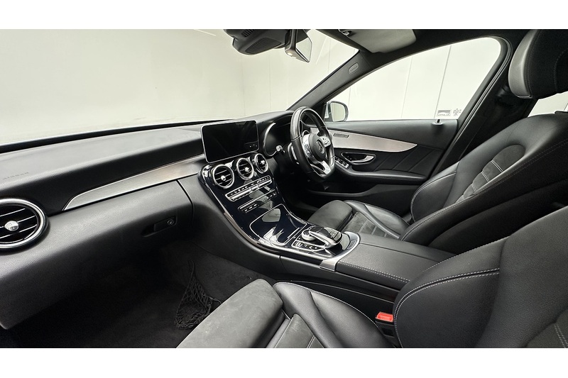 Mercedes-Benz C Class C300d AMG Line - U1957