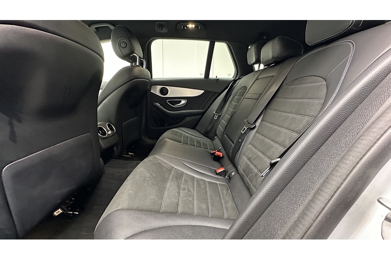 Mercedes-Benz C Class C300d AMG Line - U1957