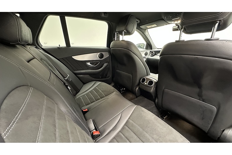 Mercedes-Benz C Class C300d AMG Line - U1957