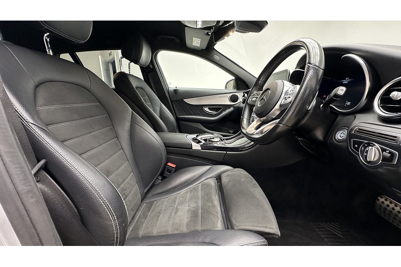 Mercedes-Benz C Class C300d AMG Line - U1957