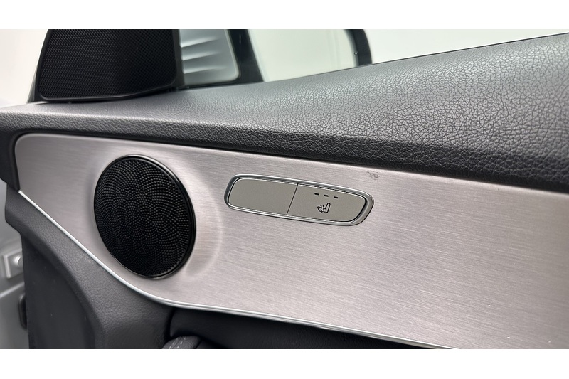 Mercedes-Benz C Class C300d AMG Line - U1957