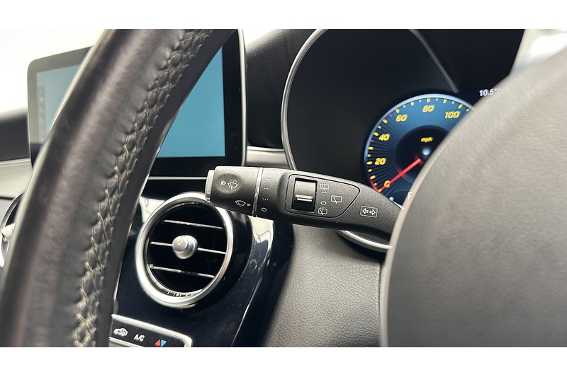 Mercedes-Benz C Class C300d AMG Line - U1957