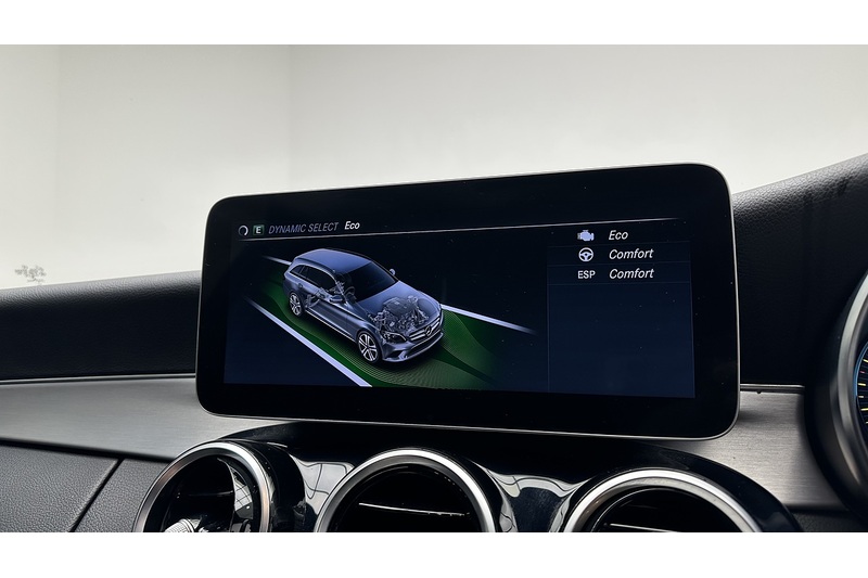 Mercedes-Benz C Class C300d AMG Line - U1957