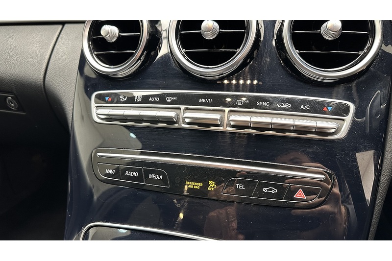 Mercedes-Benz C Class C300d AMG Line - U1957