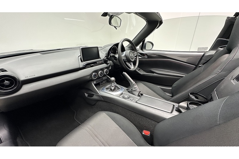 Mazda MX-5 RF SKYACTIV-G SE-L Nav - U1959