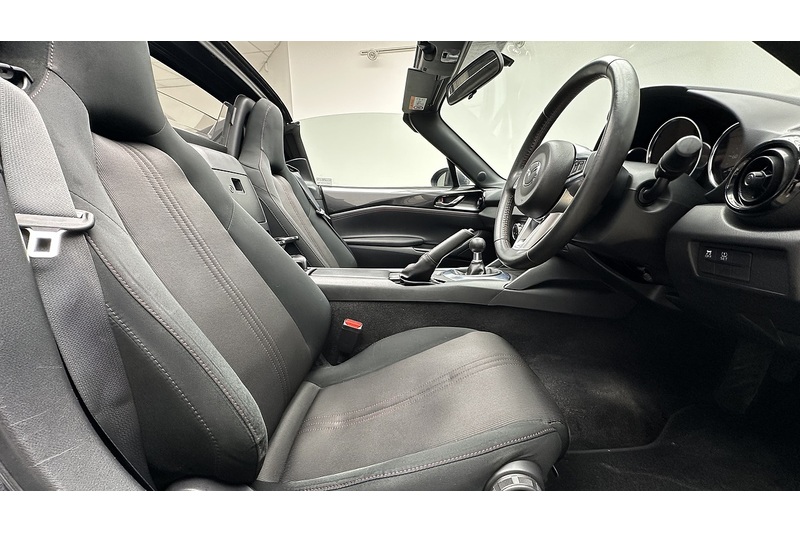 Mazda MX-5 RF SKYACTIV-G SE-L Nav - U1959