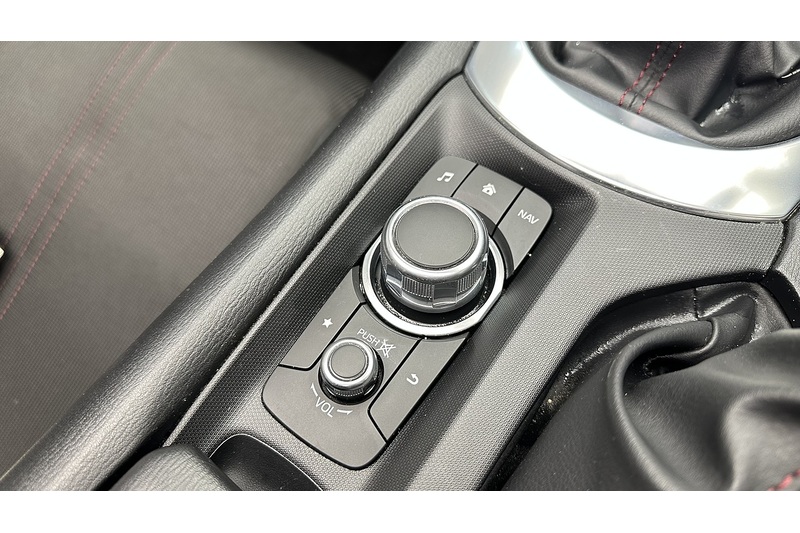 Mazda MX-5 RF SKYACTIV-G SE-L Nav - U1959