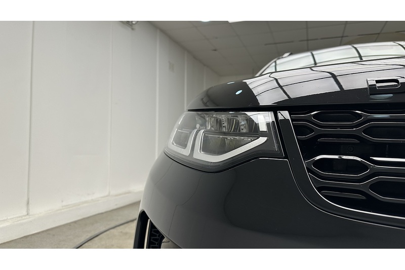Land Rover Discovery Sport P300e Urban Edition - U1976