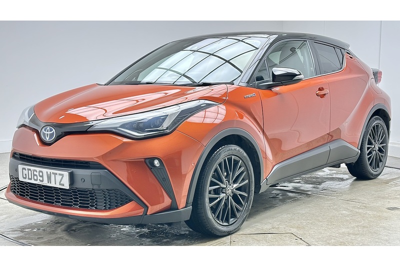 Toyota C-HR VVT-h Orange Edition - U1977