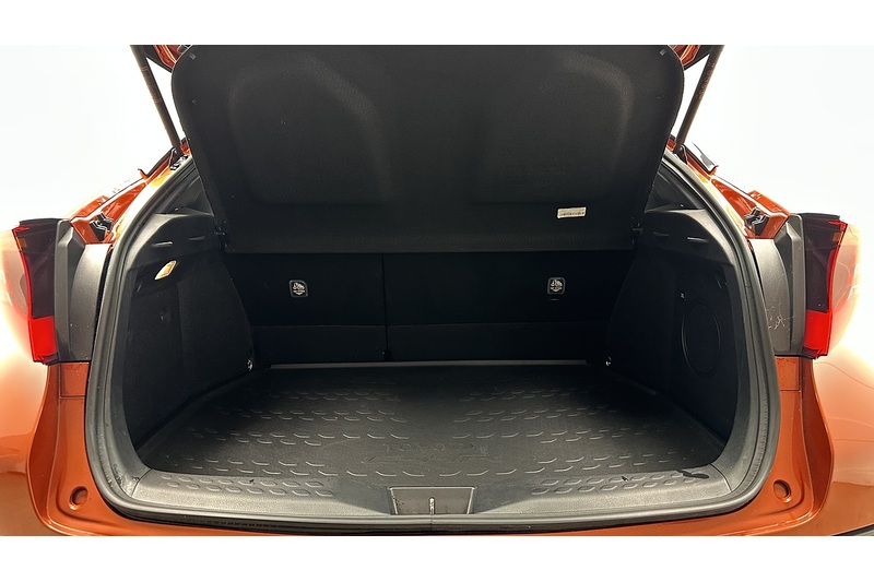 Toyota C-HR VVT-h Orange Edition - U1977