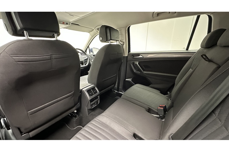 Volkswagen Tiguan Allspace TSI Life - U2000