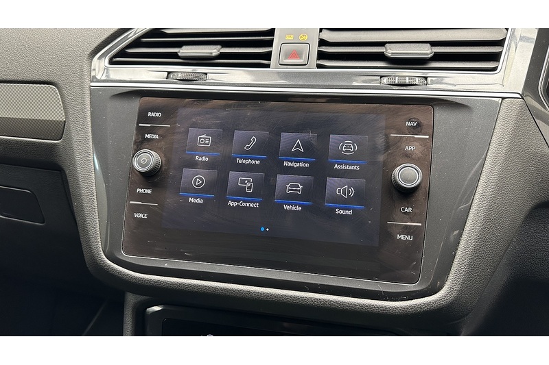 Volkswagen Tiguan Allspace TSI Life - U2000