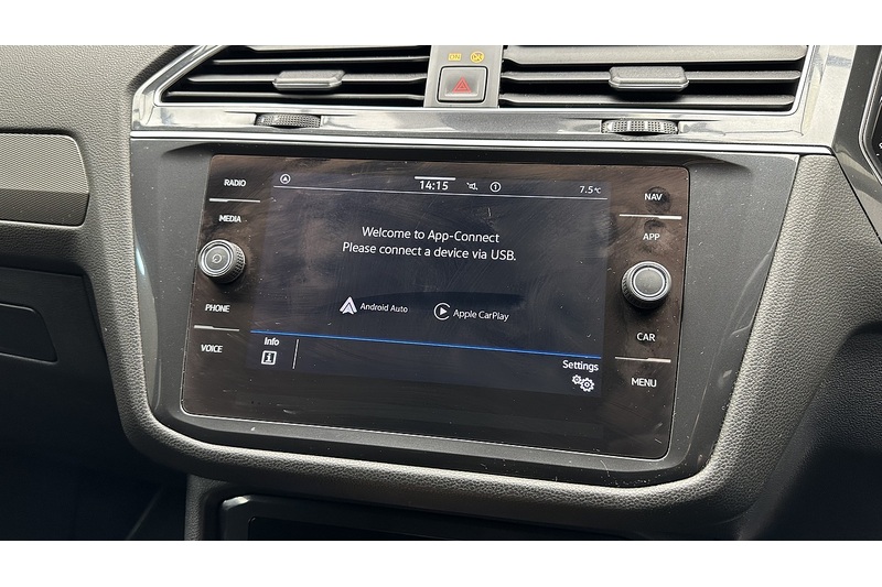 Volkswagen Tiguan Allspace TSI Life - U2000